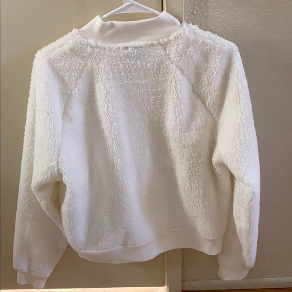 GapFit sweater - Picture 2 of 4